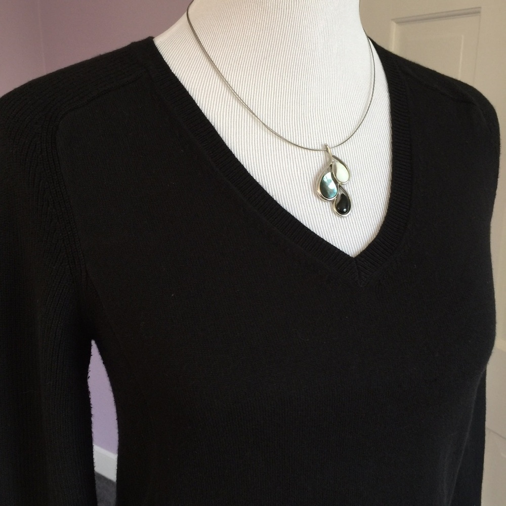 EUC Ann Taylor 100% Merino Wool Sweater, Black, XS